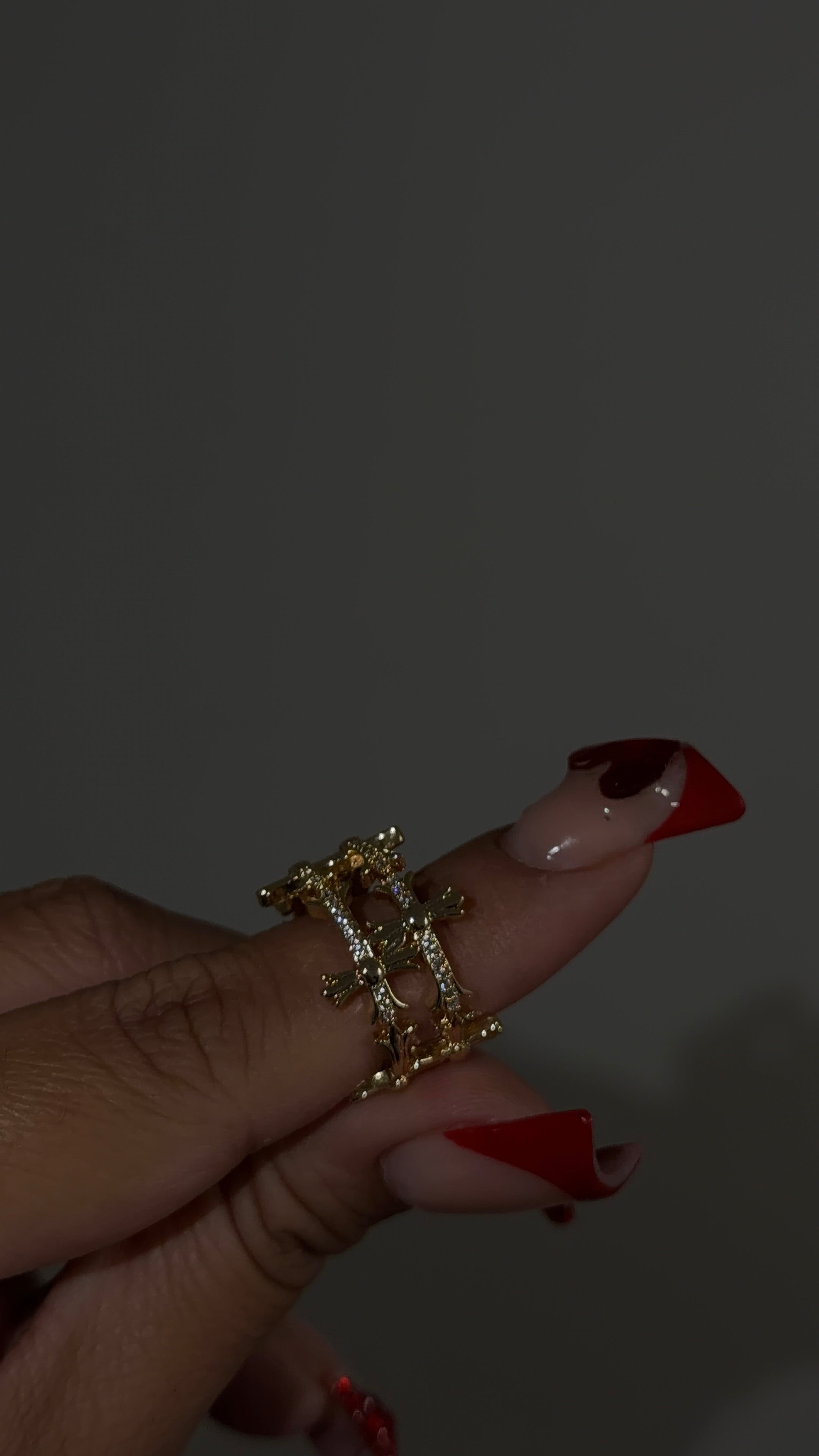 Double Cross Ring