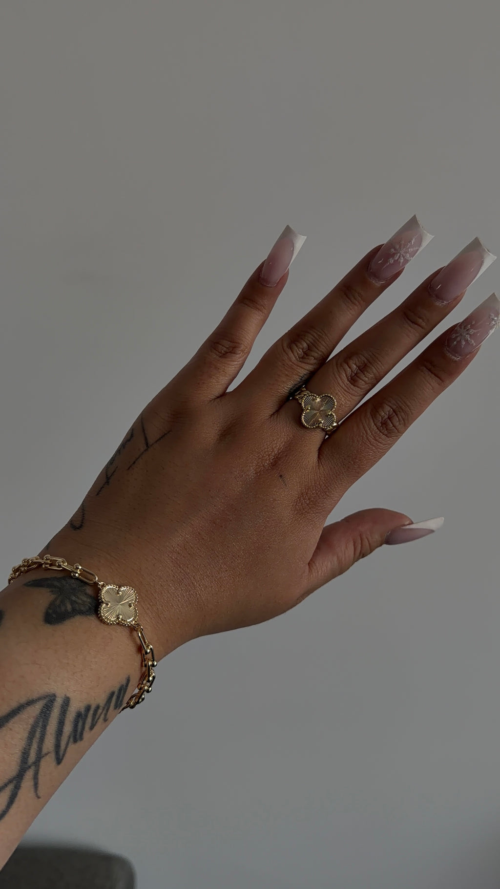 Cuban Link Vcleef Ring