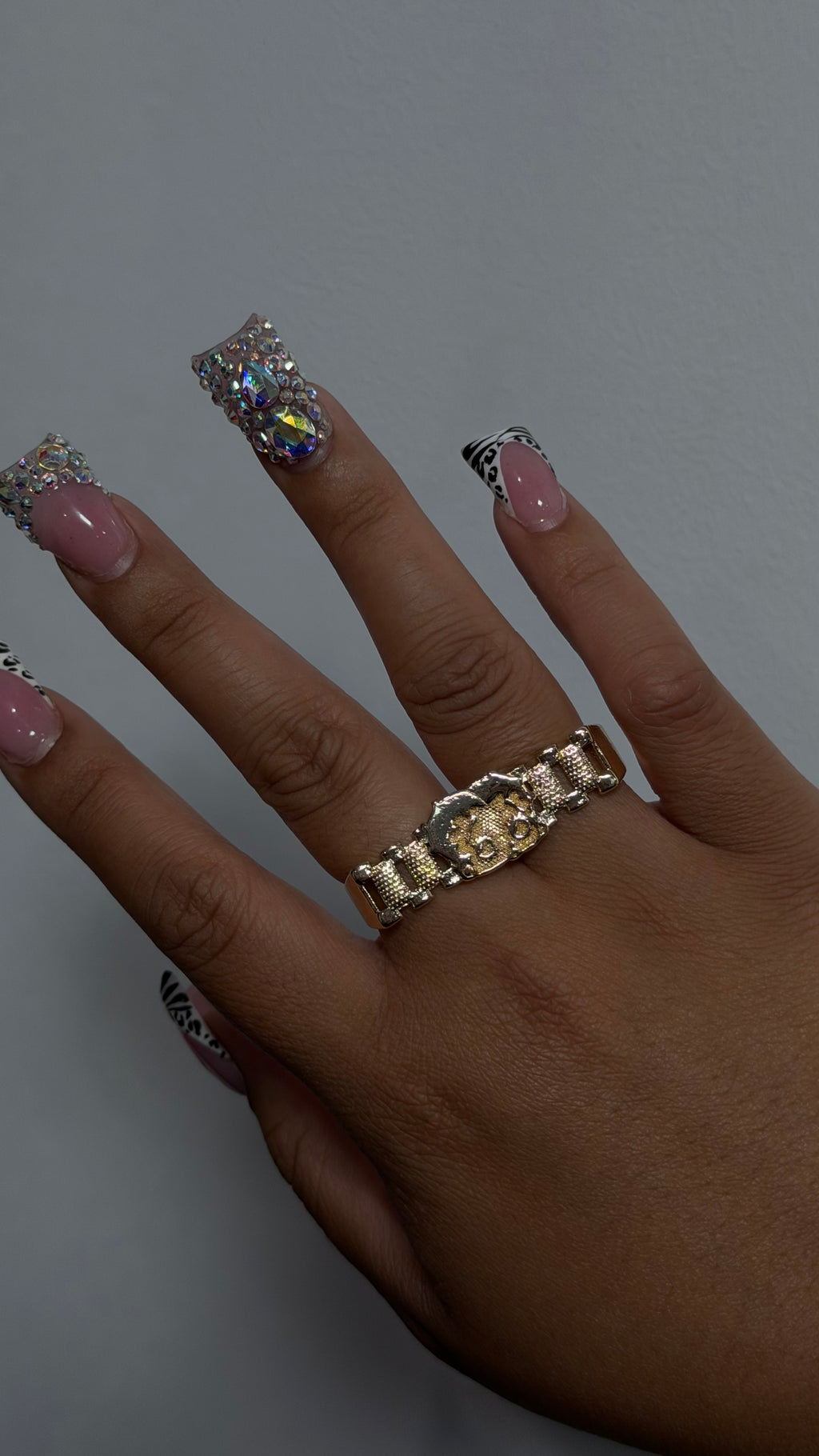2 Finger Rolex Betty Face