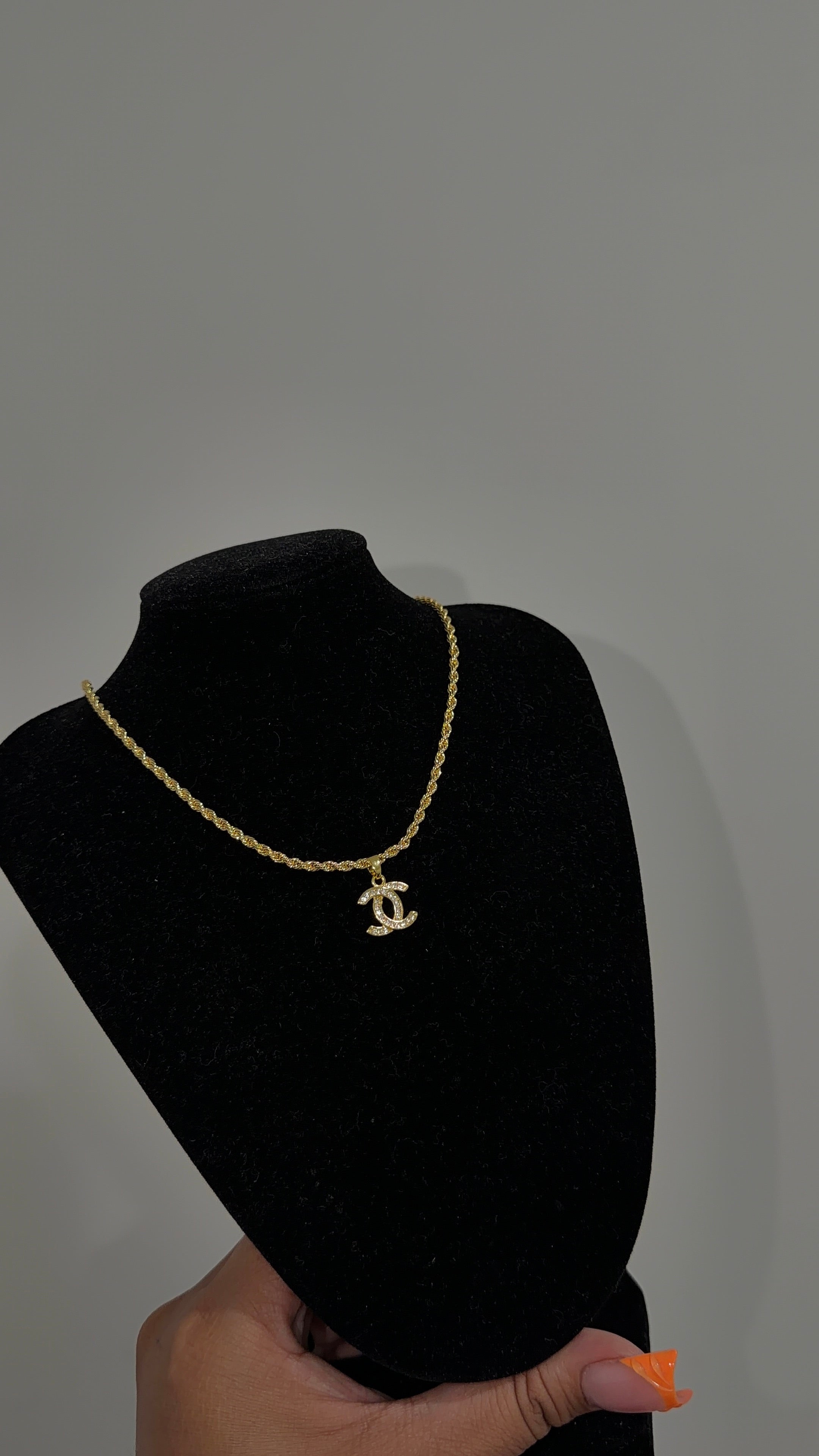Dainty Double C Necklace