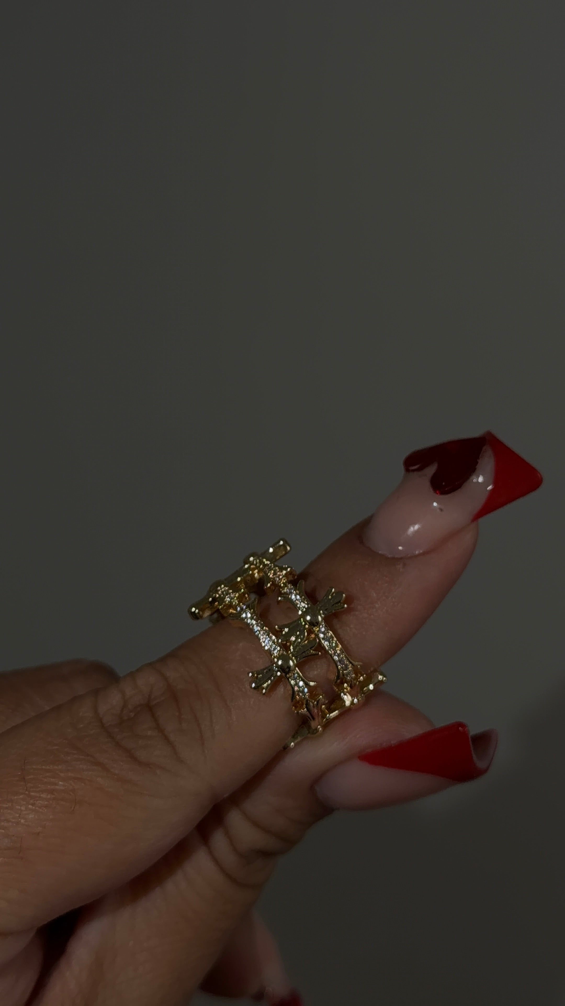 Double Cross Ring